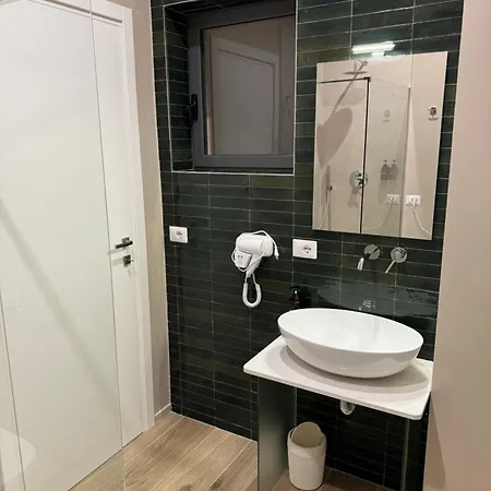 Dimora Fralu 3* Bari